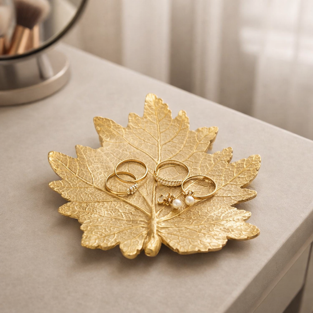 Luxury Leaf Shape Ceramic Trinket Tray – Decorative Ring & Earrings Holder Dish