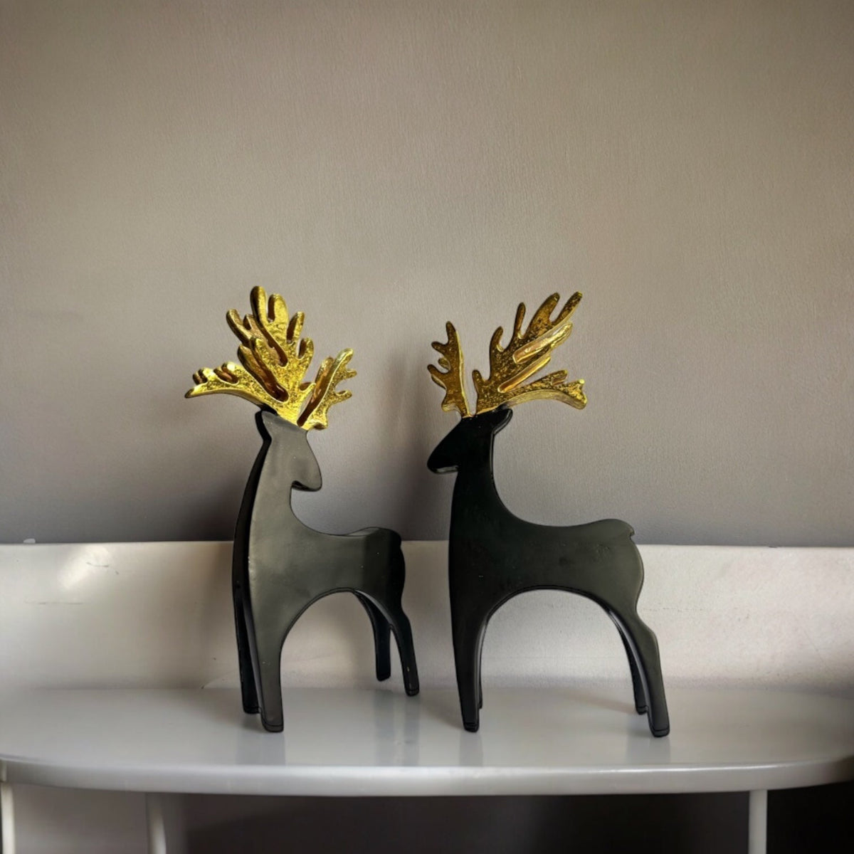 Pair of Reindeer Sculpture