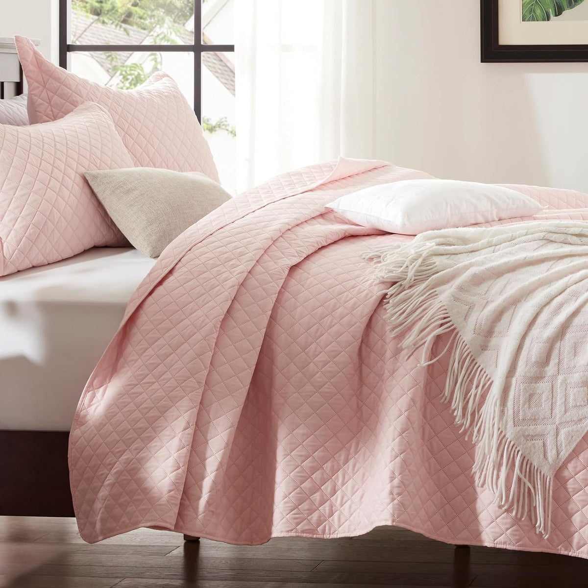Diamond Echo Pink Bedspread