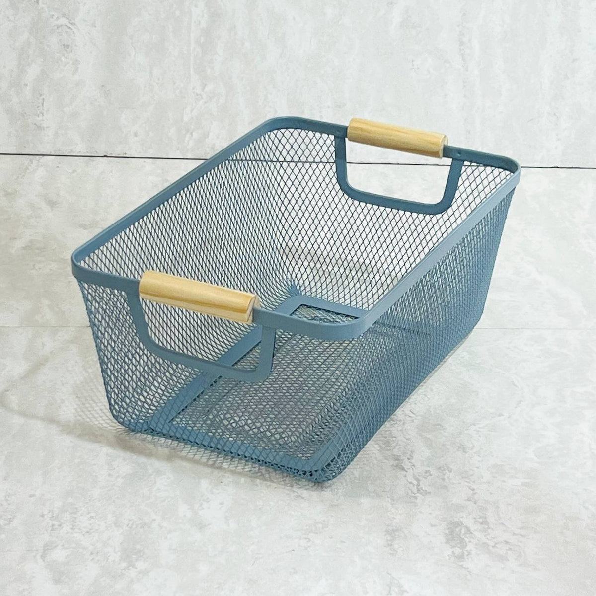 Rectangular Mesh Metal Storage Fruit Basket With Wood Handle