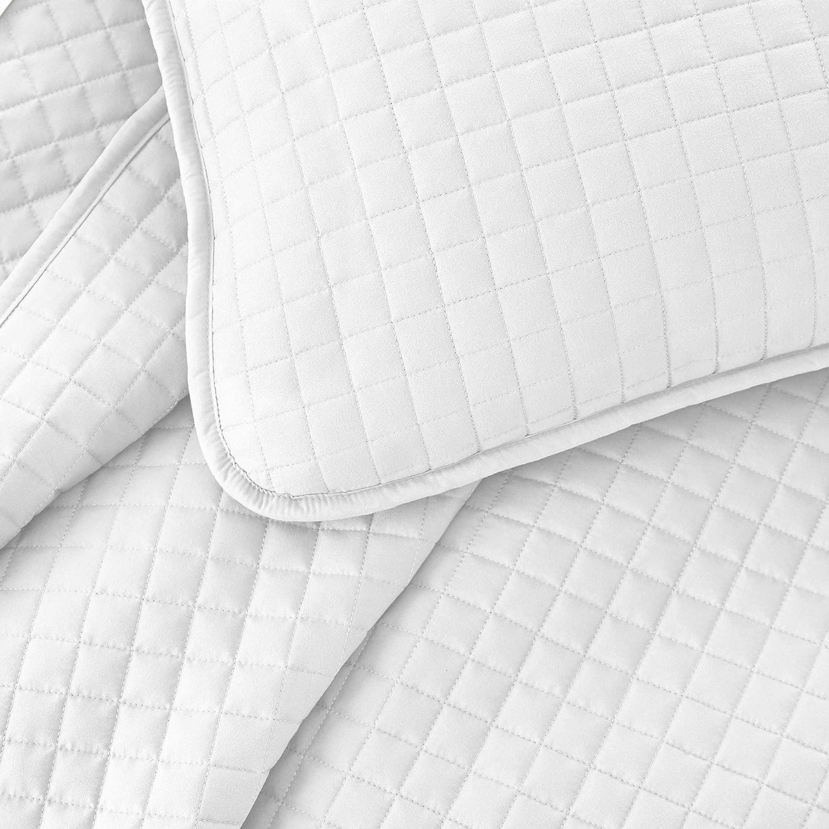 Grid Luxe White Bed Spread
