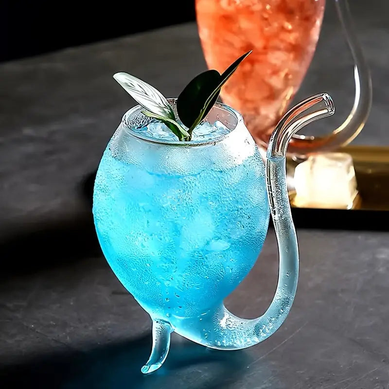Artistic Curved Glass with Built-In Straw – Unique Cocktail & Mocktail Drinkware