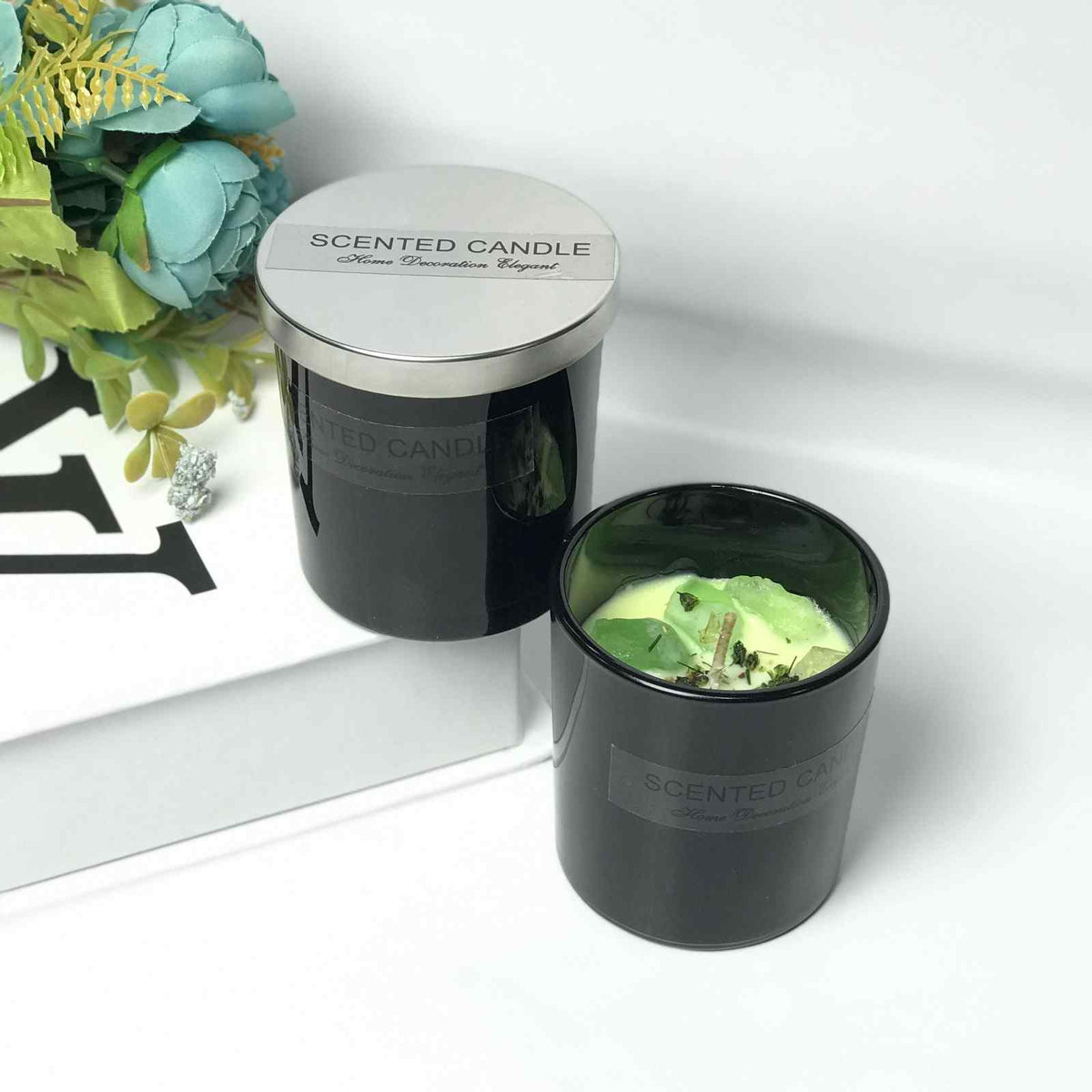Botanical Bliss Scented Candlein Black Glass Jar With Lid
