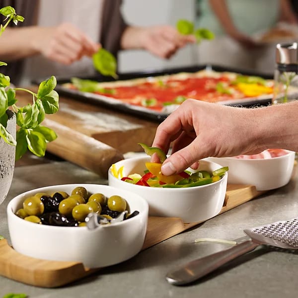 Danny Home Pizza Passion topping platter set – 3 ceramic bowls white + wooden serving tray – Home Hatch