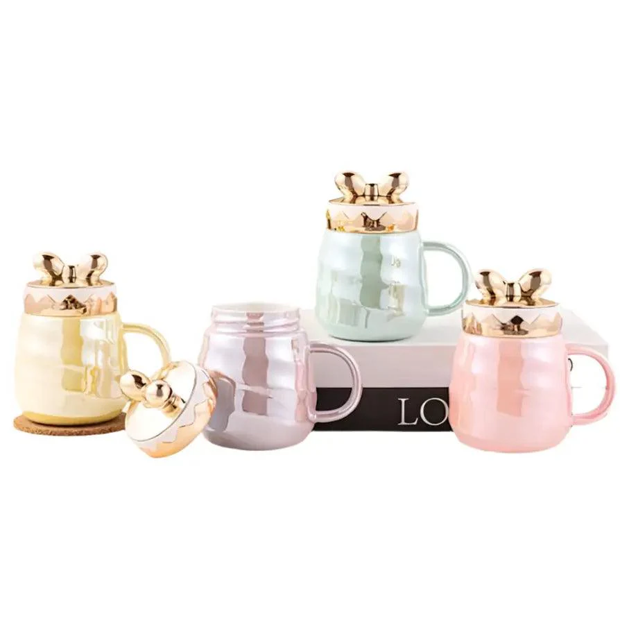 Glossy ceramic coffee mug with bow lid – Home Hatch Pakistan