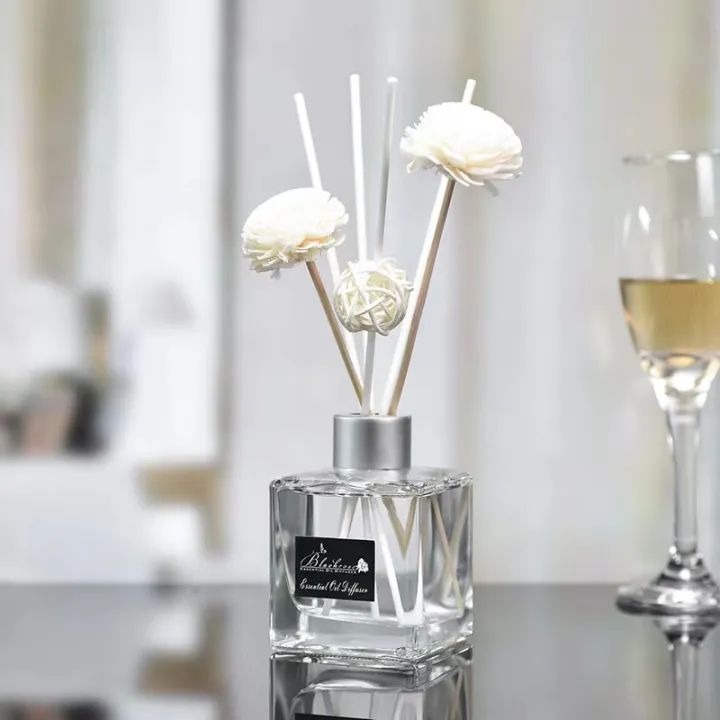 Elegant Floral Reed Diffuser – Home Fragrance | Indoor Dry Flower Diffuser