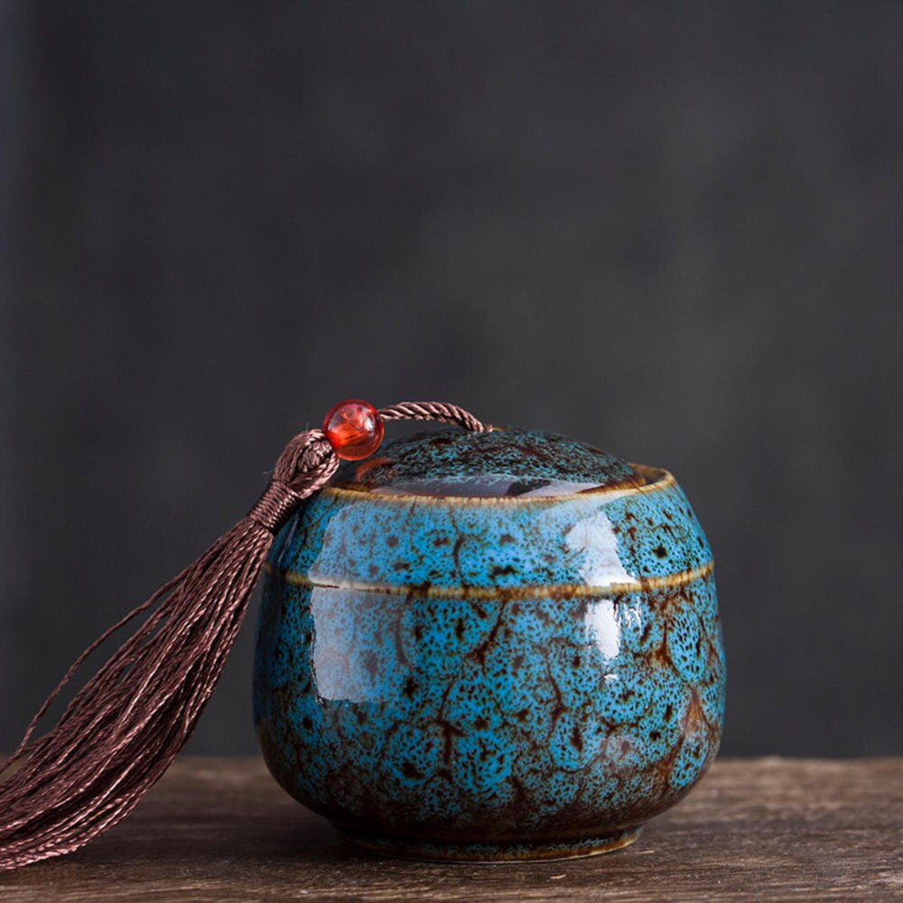 Chinese Style Luxury Ceramic Candle with Tassel Lid