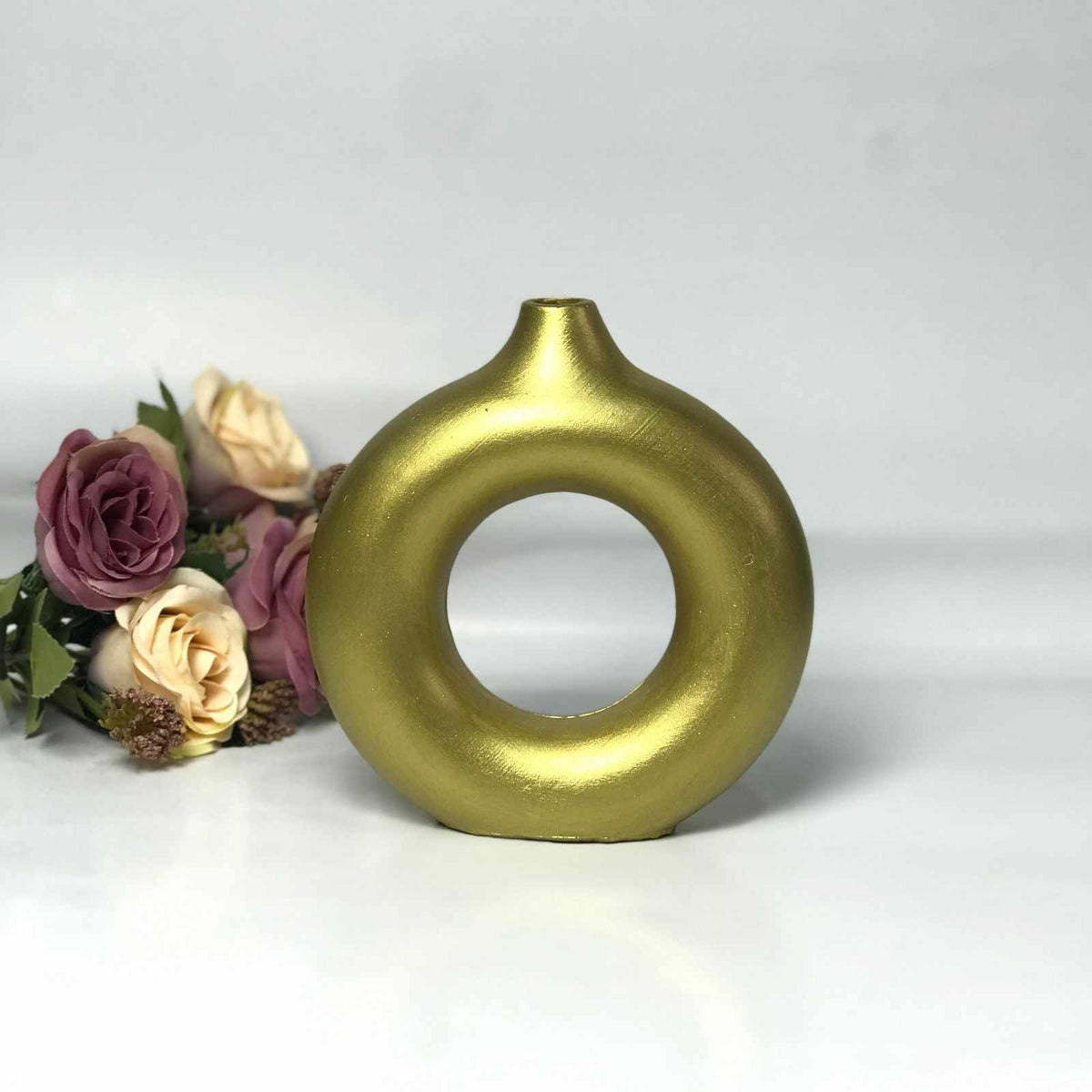 Matte Finish Donut Ceramic Vase | Pots & Vases | Home Décor