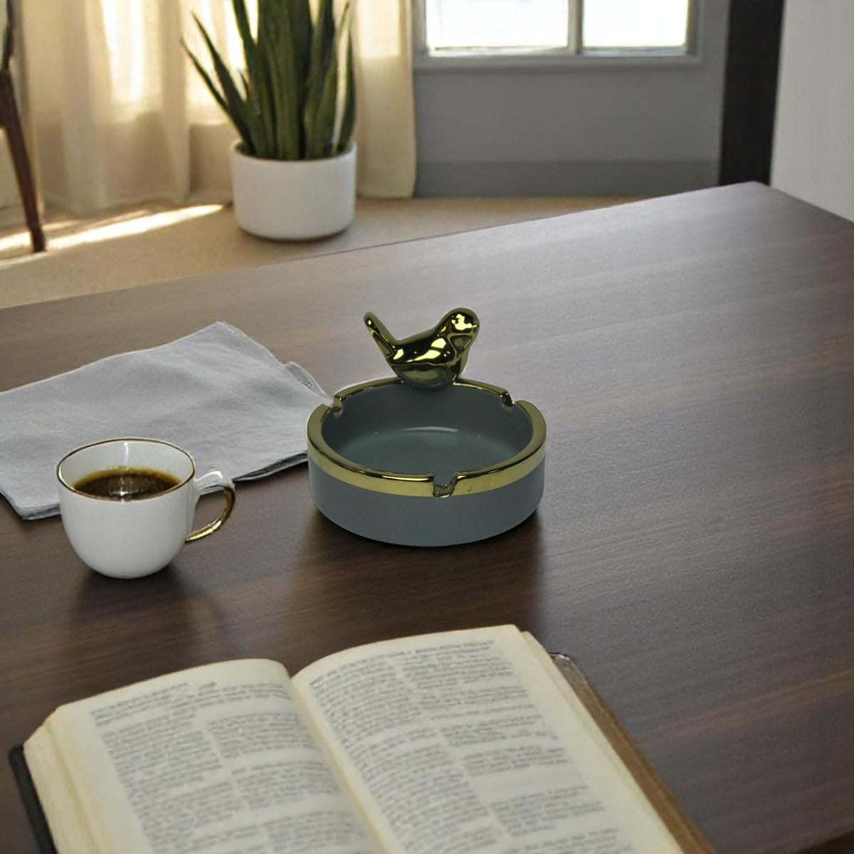 Sparrow Nordic Animal Bust Porcelain Ashtray