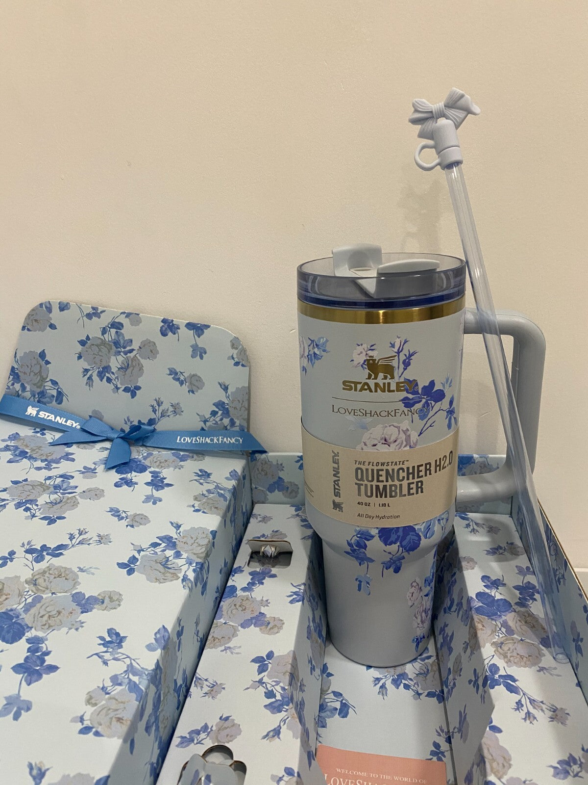 Stanley tumbler and cup – premium stainless steel drinkware and water bottles in Pakistan