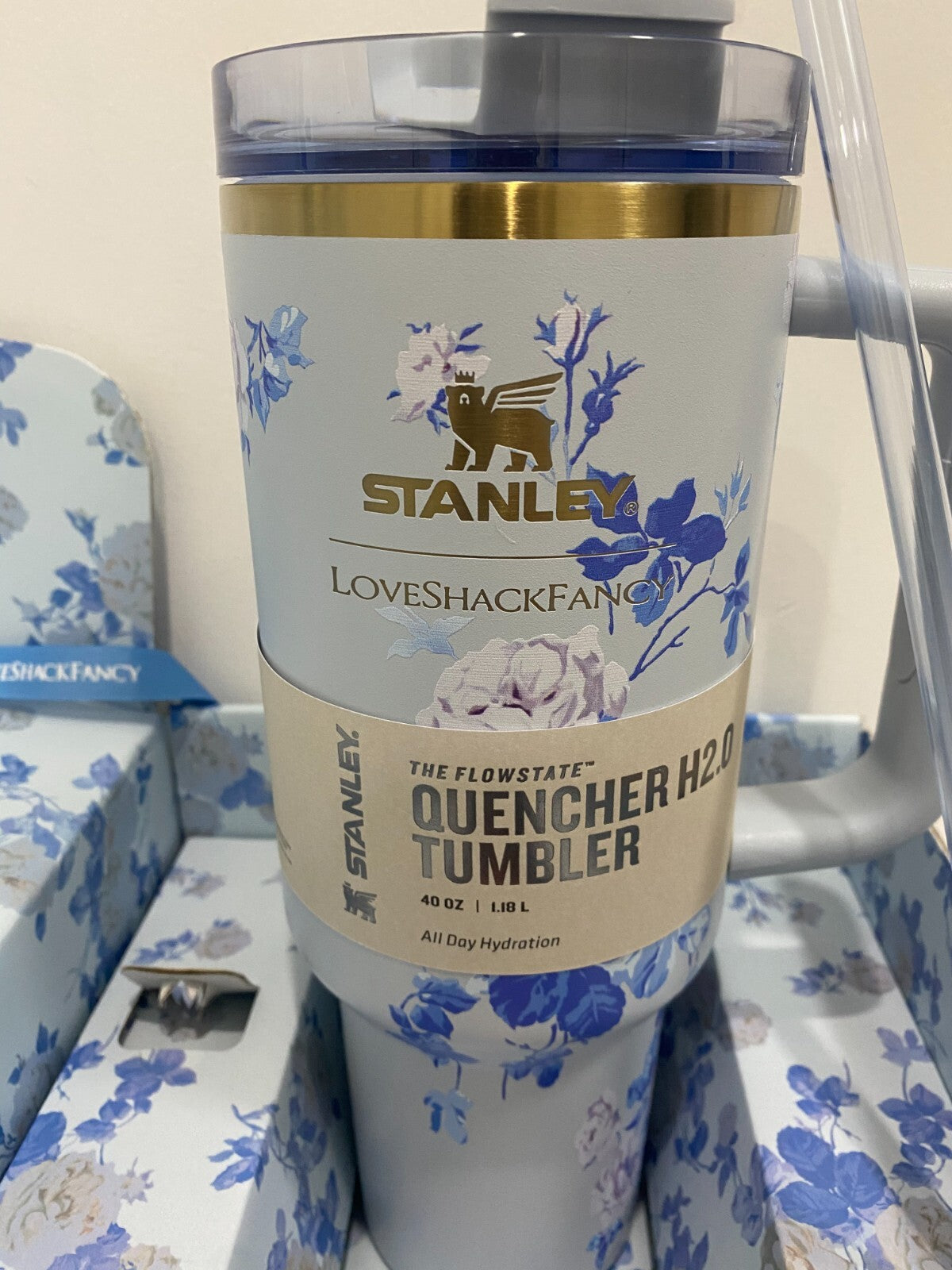 Stanley tumbler and cup – premium stainless steel drinkware and water bottles in Pakistan