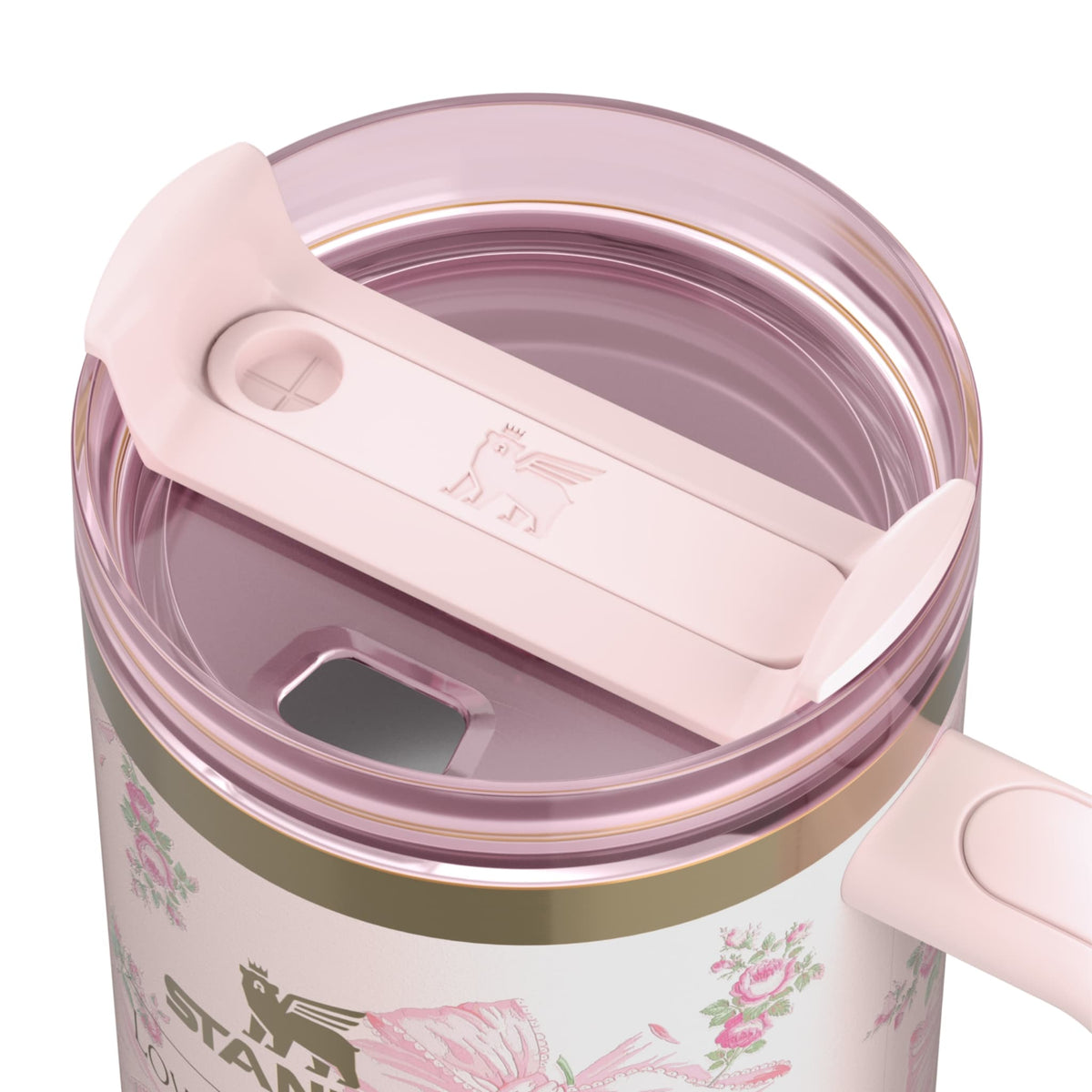 Stanley tumbler and cup – premium stainless steel drinkware and water bottles in Pakistan