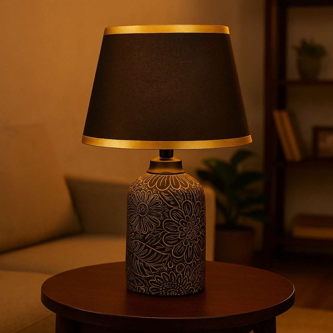 Abstract Pattern Ceramic Lamp With Shade
