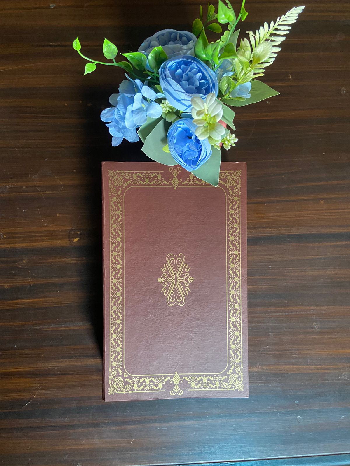 Victorian Design Faux Decorative Designer Books | Home Decor - Home Hatch