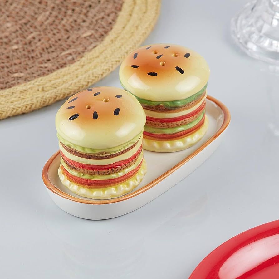 Burger Salt and Pepper Shakers Set - homehatchpk