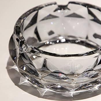 کرسٹل گلاس ایش ٹرے۔