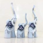 Decorative Elephant Figurine Set of 3 – Luxury Ceramic Elephant Statues for Home Décor