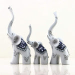 Decorative Elephant Figurine Set of 3 – Luxury Ceramic Elephant Statues for Home Décor