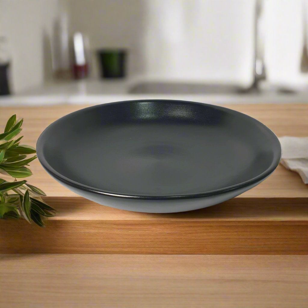 Black Or Red Colour Matte Finished All Purpose Porcelain Plates Large