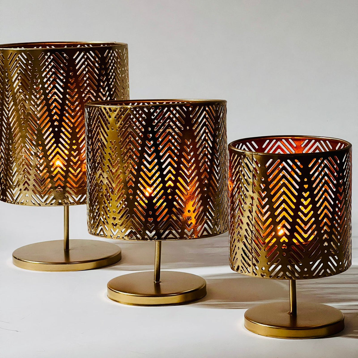Zig Zag Lines Design Golden Candle Lanterns | Home Décor