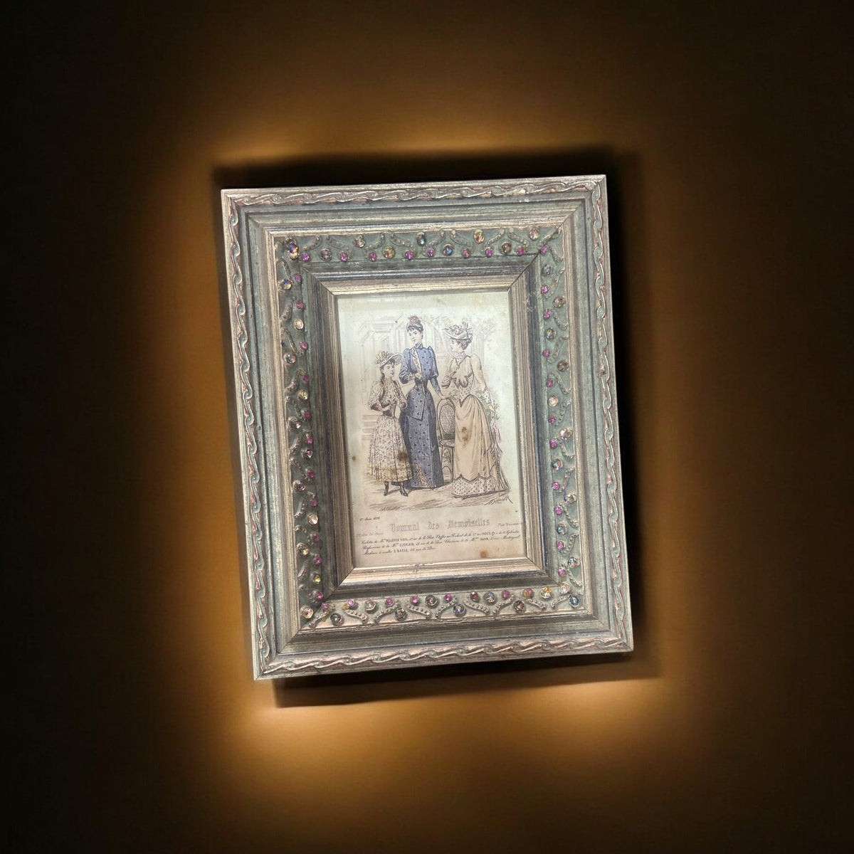 Elegant Gemstone-Embellished Vintage Picture Frame | Home Decor