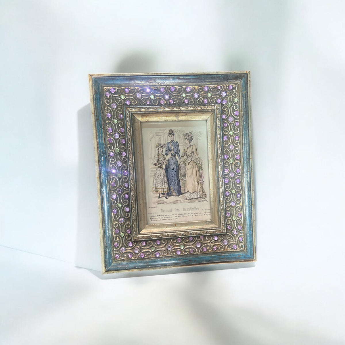 Elegant Gemstone-Embellished Vintage Picture Frame | Home Decor