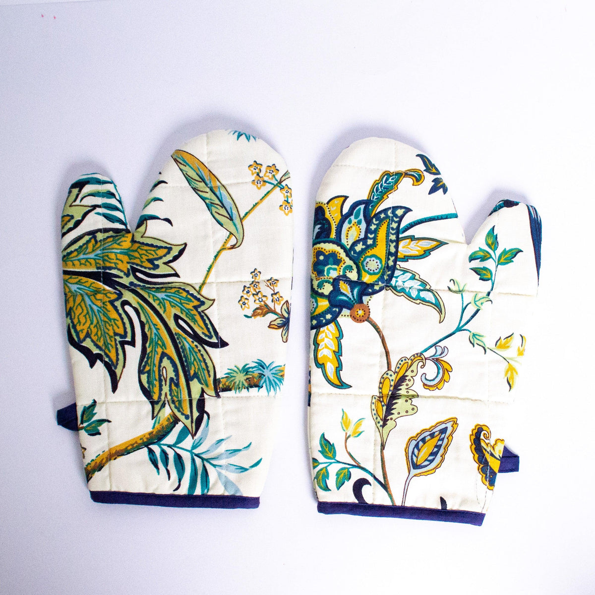 Oven Mitts/Baking Gloves | Kitchen Accessories - HomeHatchpk