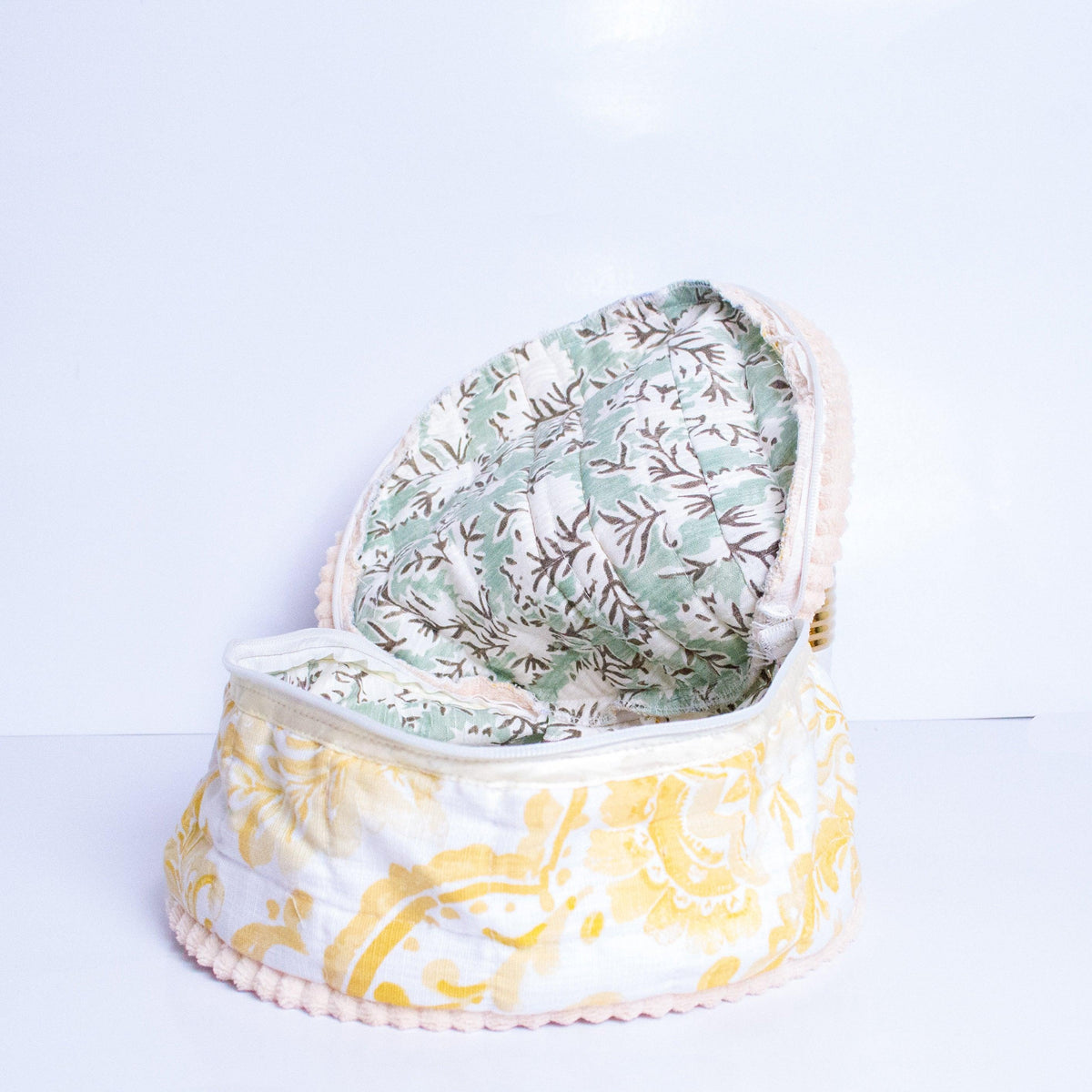 Floral Pattern Round Naan/Roti Box - HomeHatchpk