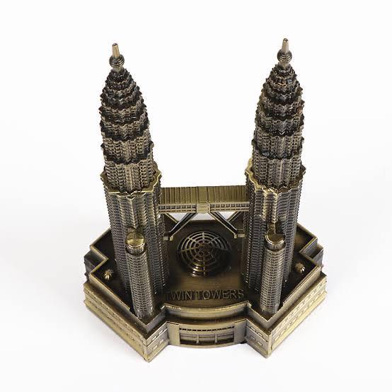 Petronas Twin Towers Metal Model | Home Décor - HomeHatchpk