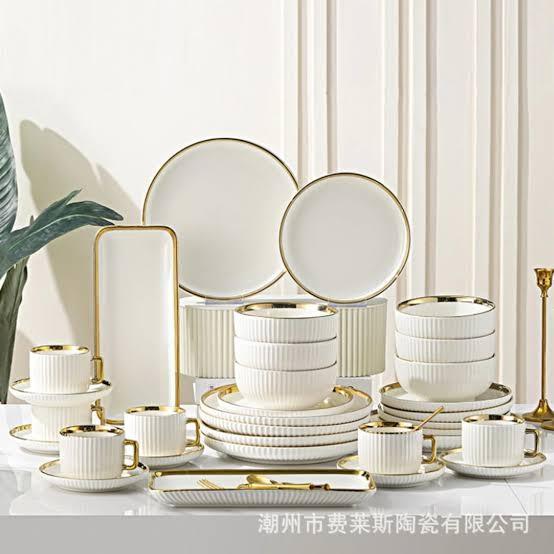 32-Piece Premium Ceramic Dinner Set | Elegant Tableware Set for 6 Persons