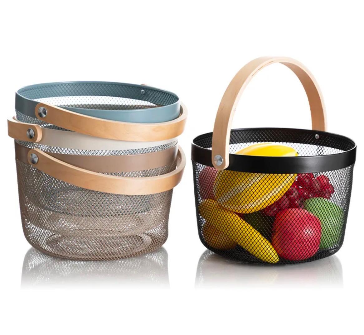 Round Mesh Metal Storage Fruit Basket With Wood Handle