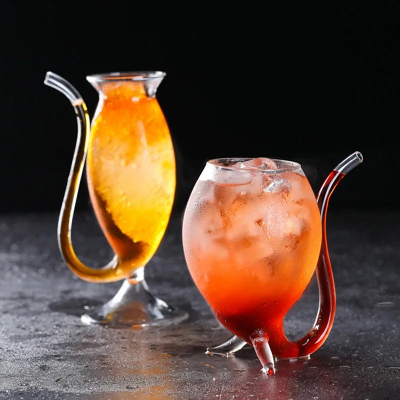Artistic Curved Glass with Built-In Straw – Unique Cocktail & Mocktail Drinkware