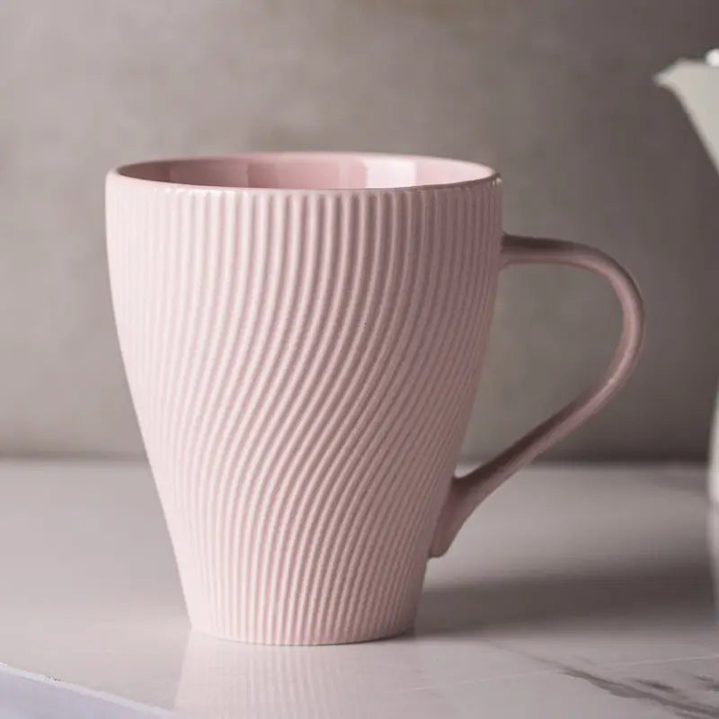 Embossed Elegant Tea Coffee Mug