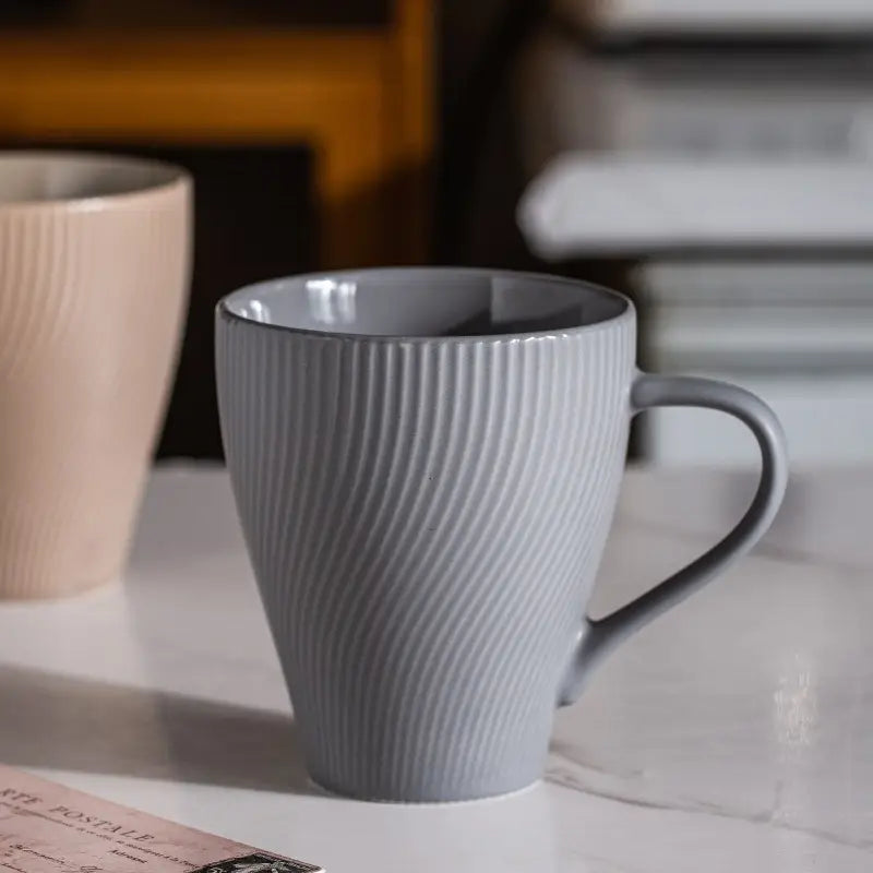 Embossed Elegant Tea Coffee Mug