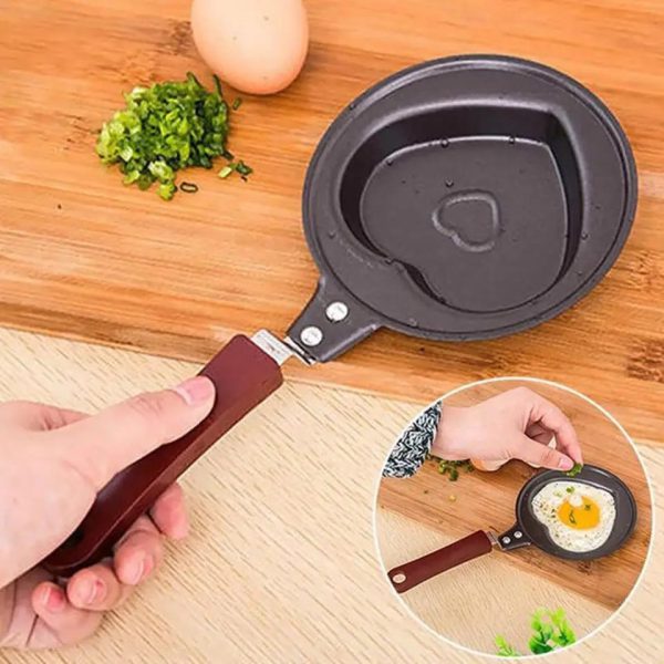 Non-stick Pan Egg & Pancake Molds - 4 Pcs | Kitchen Accessory - Home Hatch