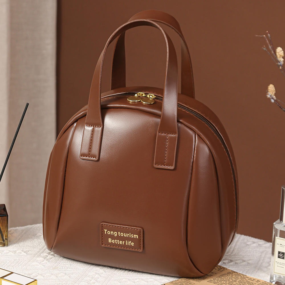 Shell Shaped Makeup Bag – Portable Cosmetic Pouch for Travel & Daily Use