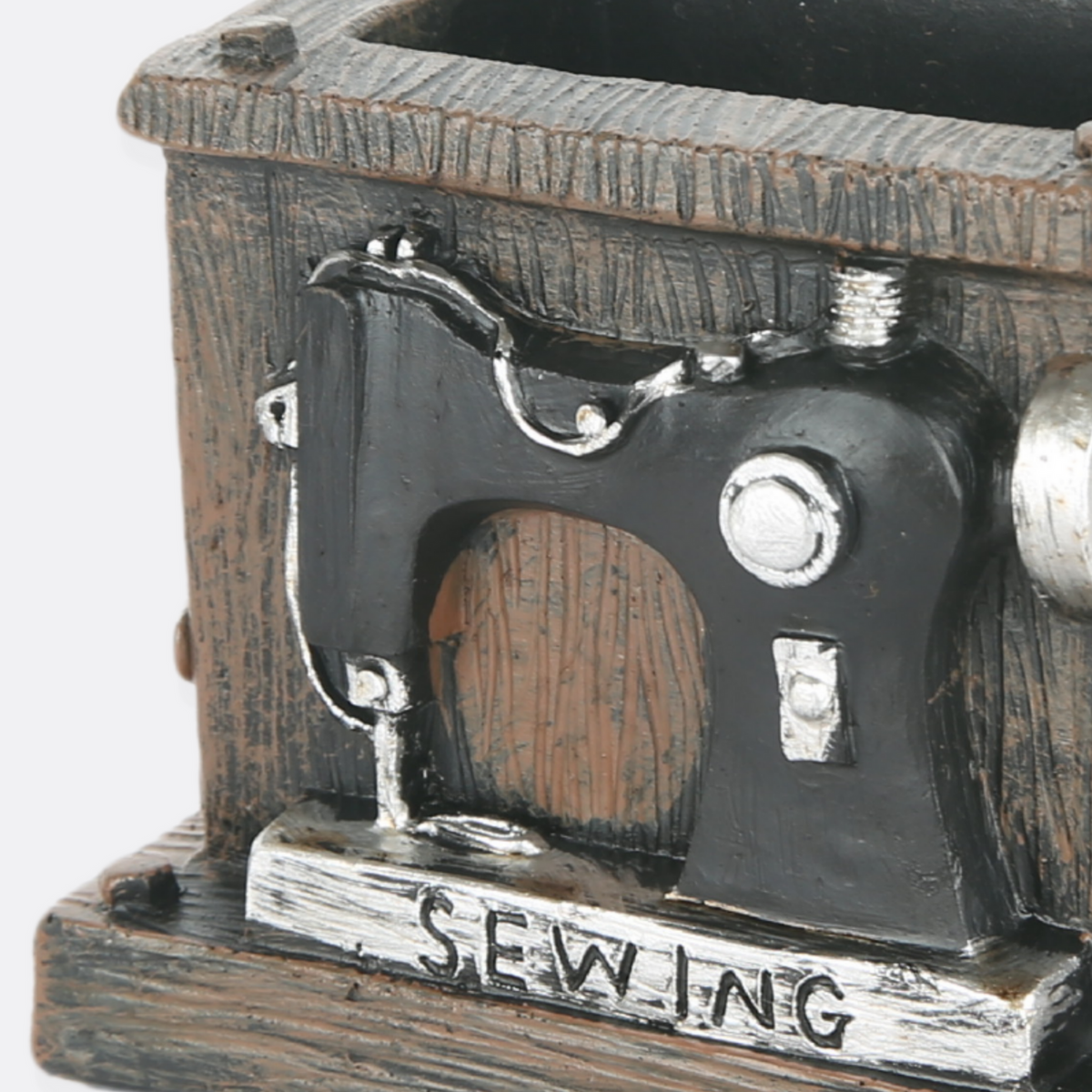 Vintage Sewing Machine Pen Holder | Home Décor