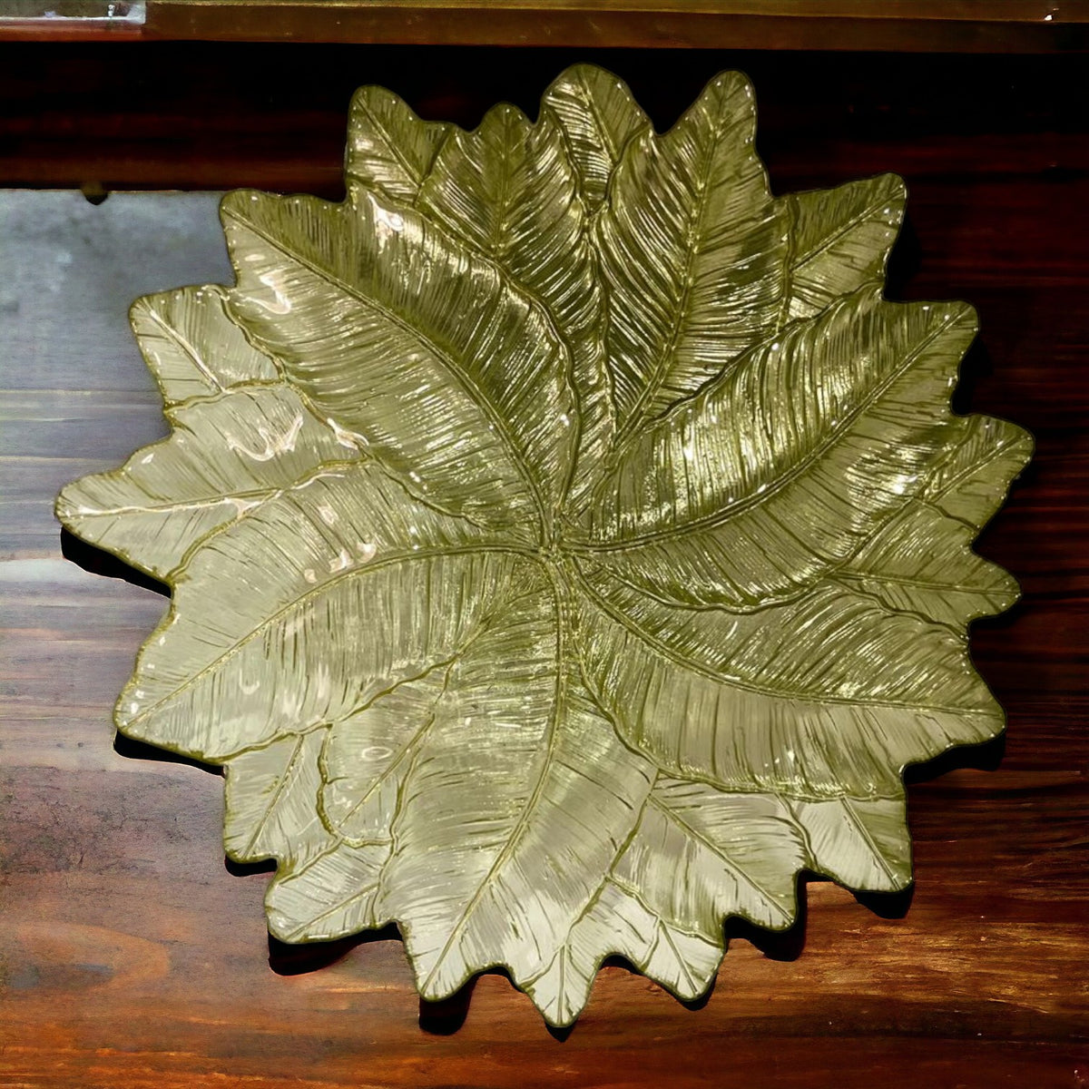 Leaf Shaped Glass Center Piece | Home Decor