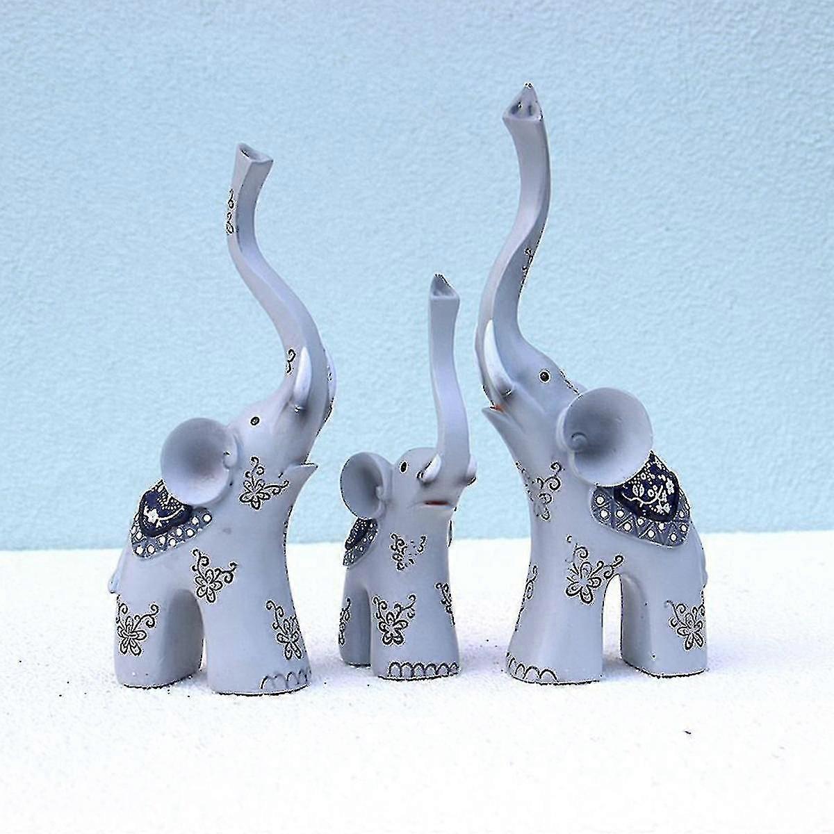 Decorative Elephant Figurine Set of 3 – Luxury Ceramic Elephant Statues for Home Décor