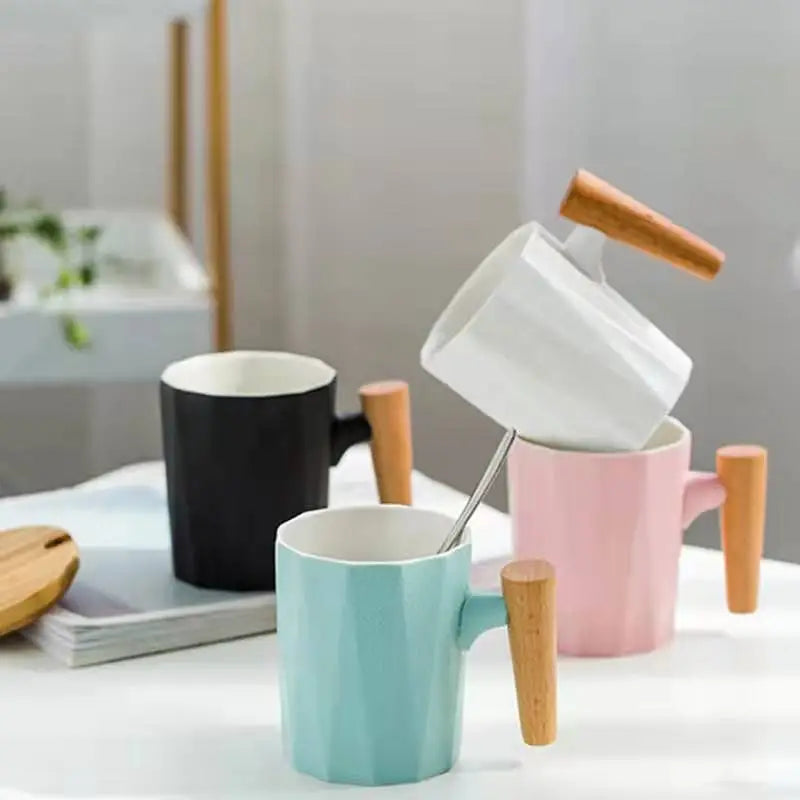 Plastic Drinking Mug With Wooden Handle
